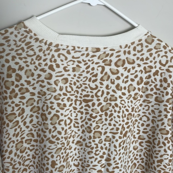 Time and Tru tan Leopard print white trim -pullover sweat shirt- Large - Picture 6 of 14